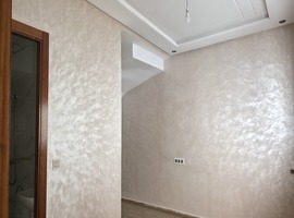 شقة سفلية للبيع قرب مرجان الجديدة  . 