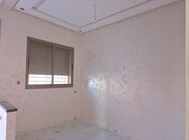 شقة سفلية للبيع قرب مرجان الجديدة  . 