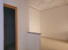 Appartement RDC a vendre dans R+2 de deux façades avec garage a hay essalam el jadida