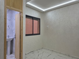 دوبلكس للبيع في عمارة من 4 طوابق بمساحة 110 و 140 متر مربع بأثمنة مناسبة قابلة للدعم   