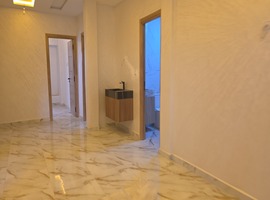 Appartement a vendre de 113 m2 au 1er étage dans R +2 escalier privatif a el jadida 