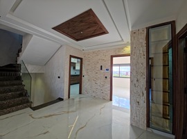 Niveau de villa a vendre près al bousstane el jadida . 