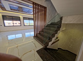 Niveau de villa a vendre près al bousstane el jadida . 