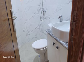 Appartement a vendre de 147 m2 au 2ème étage près albousstane a el jadida. 