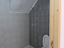 Appartement a vendre RDC dans R+2 a al bousstane el jadida. 