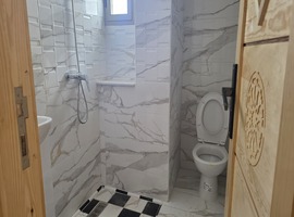 Appartement a vendre dans R+2 escalier privatif de 82 m2 a el jadida.