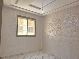 Appartement a vendre dans R+2 escalier privatif de 82 m2 a el jadida.