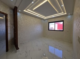 Appartement a vendre de 140 m2 escalier privatif a hay essalam el jadida.