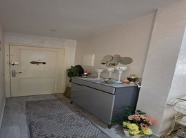 Appartement a vendre 72 m² dans R+4 au 2ème étage , immeuble avec ascenseur et cave pour voiture ,près akdital el jadida .