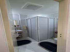 Appartement a vendre 72 m² dans R+4 au 2ème étage , immeuble avec ascenseur et cave pour voiture ,près akdital el jadida .
