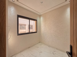 Appartement a vendre dans R+2 au 2ème étage, escalier privatif à Zaytouna hay essalam el jadida.