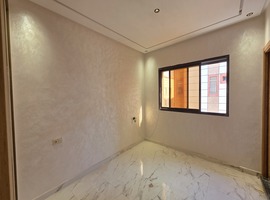Appartement a vendre dans R+2 au 2ème étage, escalier privatif à Zaytouna hay essalam el jadida.