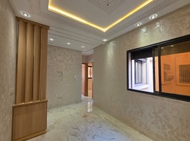 Appartement a vendre dans R+2 au 2ème étage, escalier privatif à Zaytouna hay essalam el jadida.