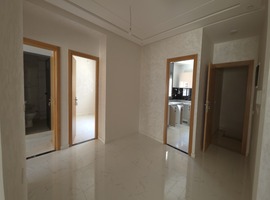 Appartement a malk chekh escalier privatif 