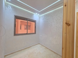 Duplex dans un immeuble r4 à eljadida