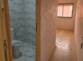 Duplex dans un immeuble r4 à eljadida