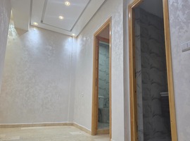 Duplex dans un immeuble r4 à eljadida